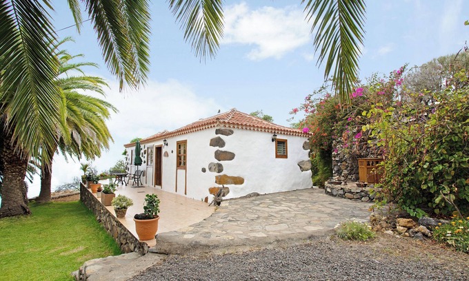 Arecida Casa | Casa de vacaciones 'Casa Rural Ciso' con vistas al mar, jardín privado y Wi-Fi