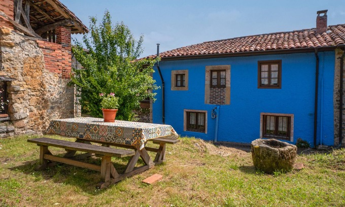 Labra Casa | Casa de vacaciones 'Casa Rural En Picos De Europa' con terraza privada, jardín privado y balcón