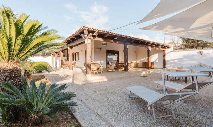 Marsala Casa | Casa de vacaciones 'Casa Scirocco' con vistas al mar, terraza privada y Wi-Fi