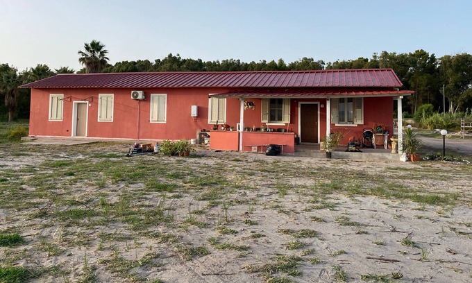 Portoscuso Casa | Casa de vacaciones 'Casa Vacanze GG 13' con vistas al mar, jardín y aire acondicionado
