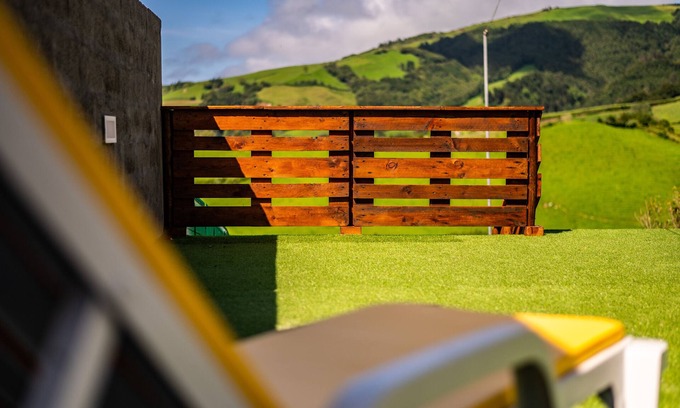 Povoacao Casa | Casa de vacaciones 'Casa Xadrez' con vistas al mar, Wi-Fi y aire acondicionado