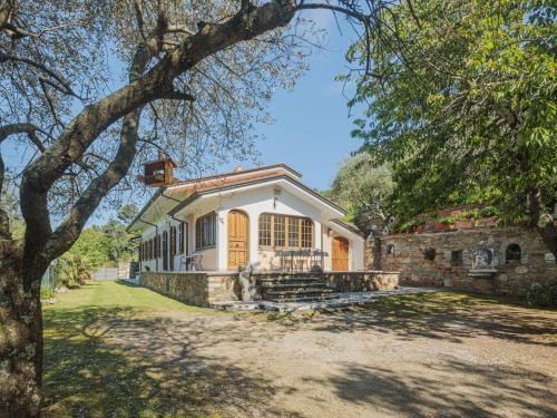 Montignoso Casa | Holiday Home Casali by Interhome