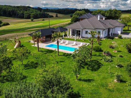 Municipality of Krizevci Casa | Holiday Home Countryside estate by Interhome