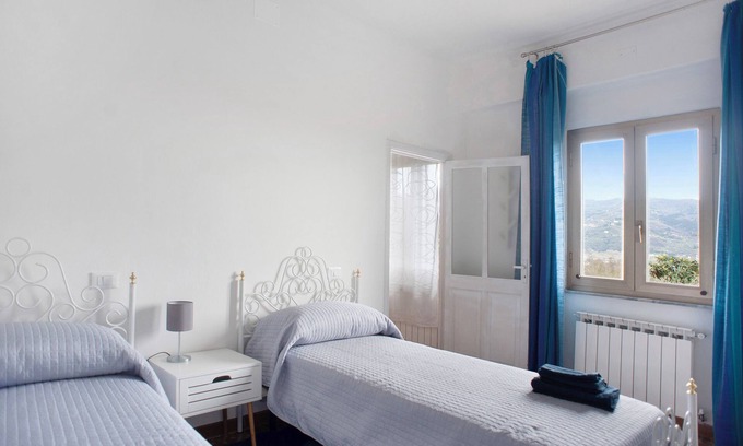 Bolano Casa | Casa de vacaciones 'Da Chicca' con vistas al campo, Wi-Fi y aire acondicionado