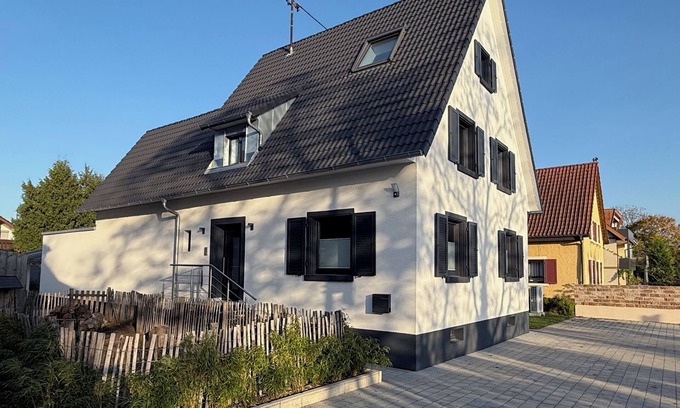 Neuenburg am Rhein Casa | Casa de vacaciones 'Hq16 - Modernes' con terraza privada, balcón y Wi-Fi
