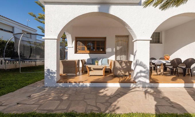 Alcanar Casa | Casa de vacaciones 'Deltabahia' con piscina compartida, Wi-Fi y aire acondicionado