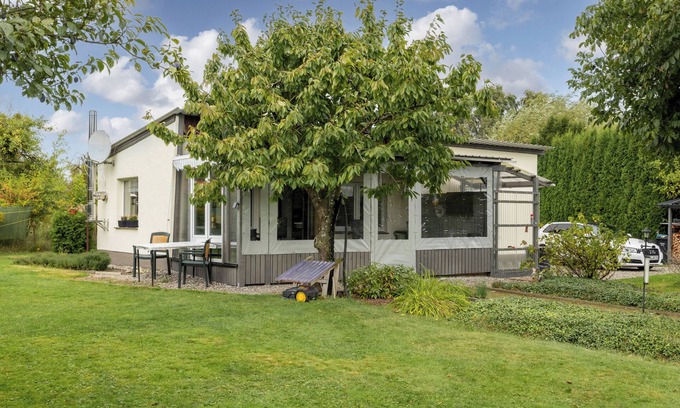 Muritz Casa | Holiday home directly on the lake with boat