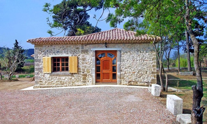 Fleury Casa | Holiday Home Domaine La Batisse by Interhome