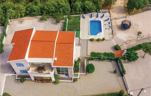 Duge Njive Casa | Holiday Home Duge Njive With Outdoor Swimming Pool 312