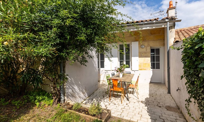 Libourne Casa | Casa de vacaciones 'Echoppe 3 Ch Jardin 12mn St Emilion' con terraza privada, jardín privado y Wi-Fi