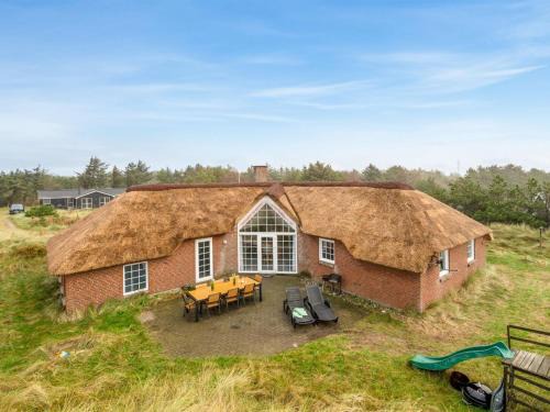 Klegod Strand Casa | Holiday Home Edlef - 800m from the sea by Interhome