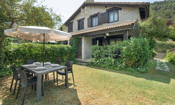 Palo Casa | Casa de vacaciones 'El Olivar' con vistas a la montaña, Wi-Fi y aire acondicionado