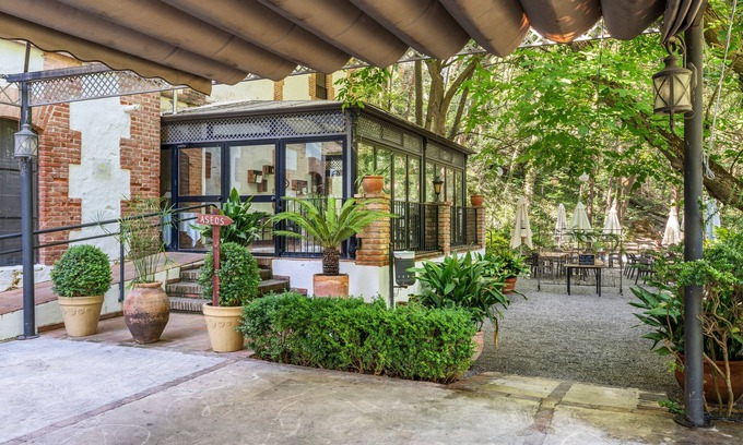 Durcal Apartamento | Casa 'El Río' con piscina compartida, jardín compartido y Wi-Fi