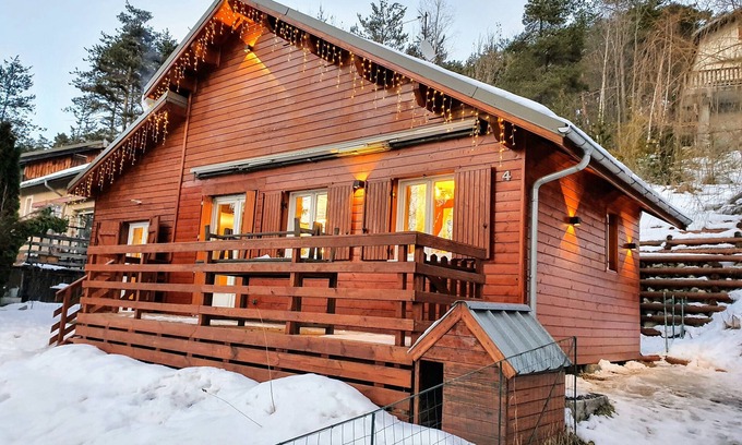Seyne Casa | Casa de Vacaciones 'Entier Avec Spa 6 Personnes' con Vista a la Montaña, Wi-Fi y Aire Acondicionado