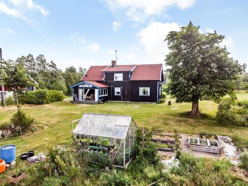 Bullaren Casa | Holiday Home Enerhögen Flädern by Interhome