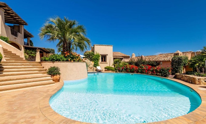 Porto San Paolo Casa | Holiday Home Erica 21 - Vista Village by Interhome