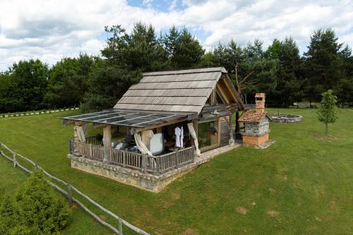 Ivancna Gorica Chalet De Esquí | Holiday Home Ernest Železni with hot tub
