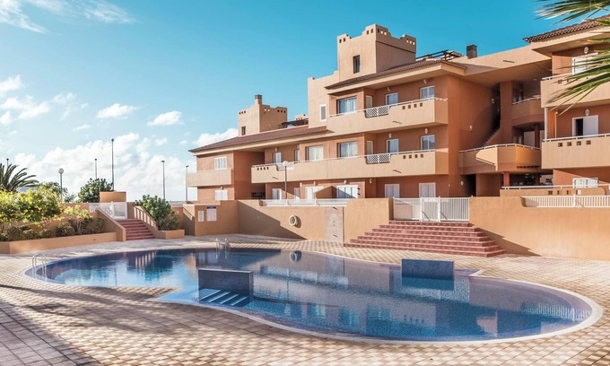 Puerto de Guimar Apartamento | Casa de vacaciones 'Vista Mar' con vistas al mar, piscina compartida y Wi-Fi