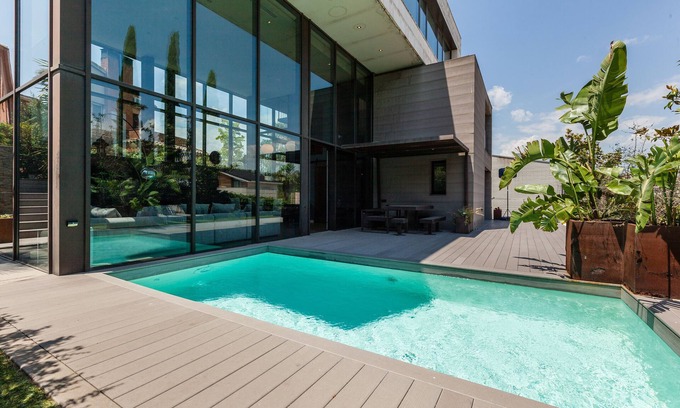El Papiol Casa | Casa de vacaciones 'Espai Oliveres' con piscina privada, Wi-Fi y aire acondicionado