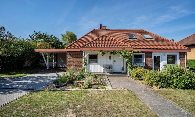 Blankenburg Casa | Casa de vacaciones 'Ferienhaus Sommerrose' con terraza privada, jardín privado y Wi-Fi