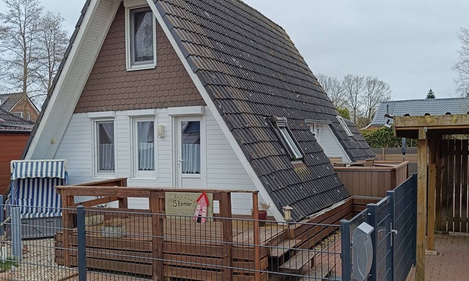 Bedekaspel Casa | Casa de vacaciones 'Ferienhaus Stamer Am Großen Meer' con terraza compartida y jardín privado
