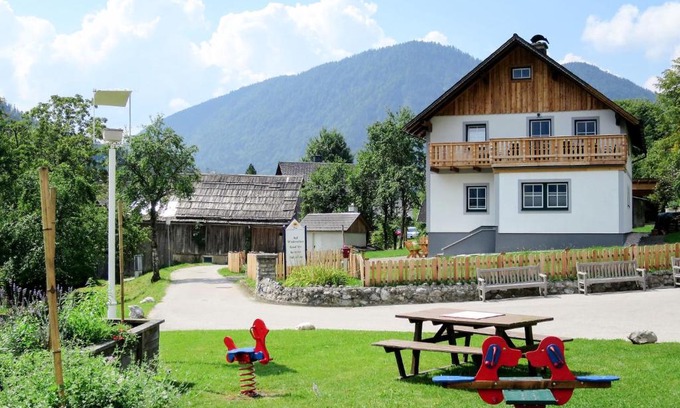 Grundlsee Casa | Holiday Home Ferienhaus Steirer - BUS100