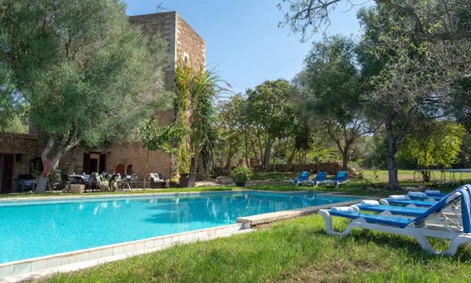 Capdepera Casa | Casa de vacaciones 'Finca Son Xona' con vistas a la montaña, piscina privada y Wi-Fi