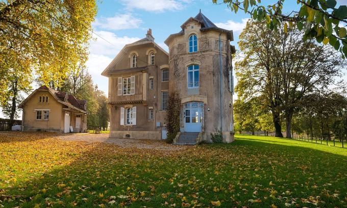 Pouru-Saint-Remy Villa | Villa en Champagne cerca de Remehan