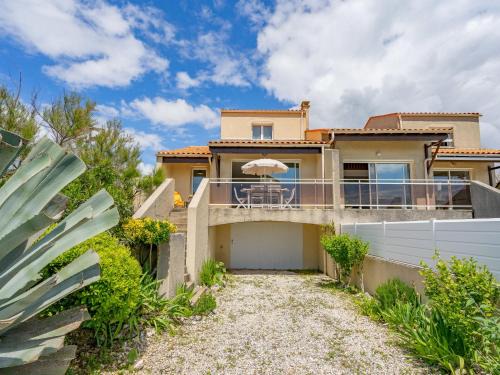 Saint-Palais-sur-Mer Casa | Holiday Home La Grande Côte bis by Interhome