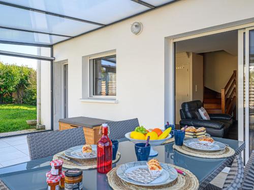 Saint-Pierre-Quiberon Casa | Holiday Home Zal by Interhome