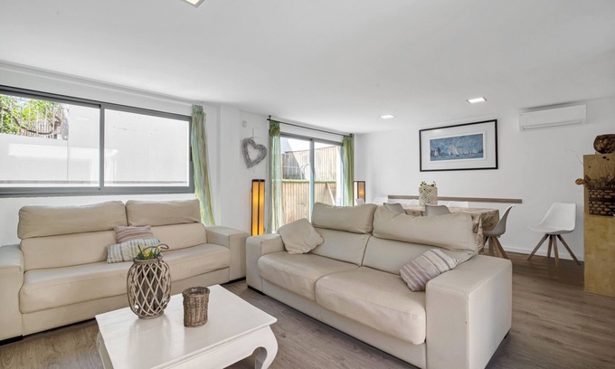 Venecia Casa | Casa de vacaciones 'Gandia Confort' con piscina privada, Wi-Fi y aire acondicionado