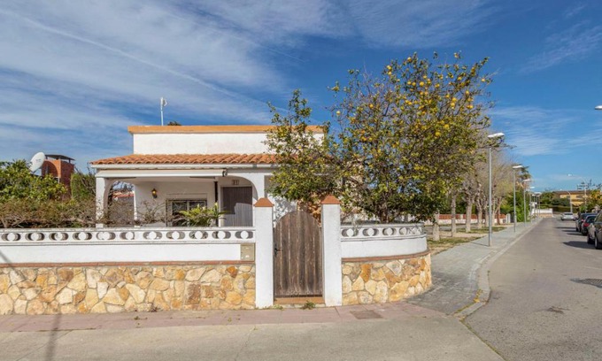 Clara Casa | Holiday Home Gavina by Interhome