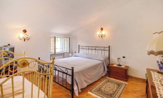 Bargone Casa | Casa de vacaciones 'GeG' con vistas a la montaña y balcón