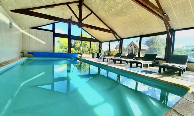 Huille Casa | Casa de vacaciones 'Gîte Bleu Pour 14 Personnes' con terraza privada y Wi-Fi