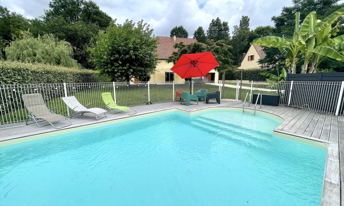 Carlux Casa | Casa de vacaciones 'Gîte La Sarrazine' con piscina privada, terraza privada y Wi-Fi