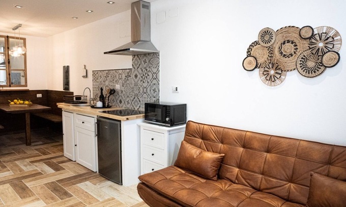 Alghero Casa | Casa de vacaciones 'Giulia' con piscina compartida, Wi-Fi y aire acondicionado