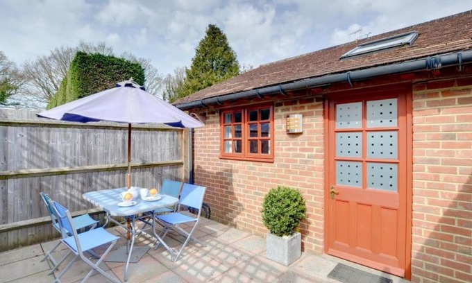 Abbess Roding Casa | Holiday Home Goldy by Interhome