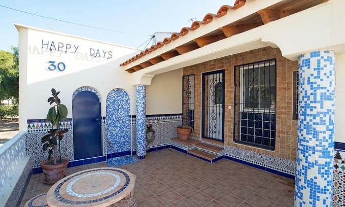 Guardamar del Segura Casa | Holiday Home Happy Day by Interhome