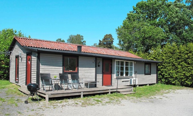 Asarum Casa | Holiday Home Hoka Stugan - B