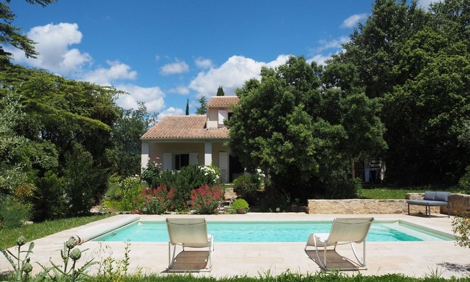 Villes-sur-Auzon Casa | Casa con piscina privada y jardín
