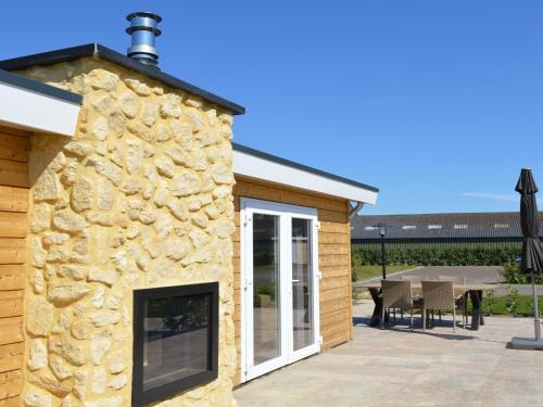 Gasthuis Casa | Holiday Home in Bemelen near Nature Reserve