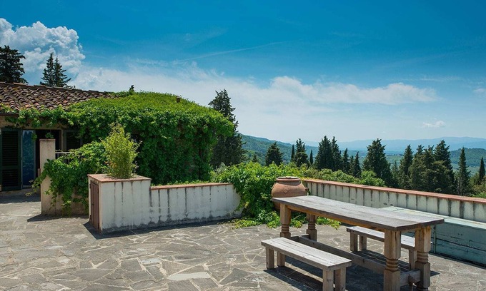Pelago Casa | Soleada casa de vacaciones con piscina y sauna