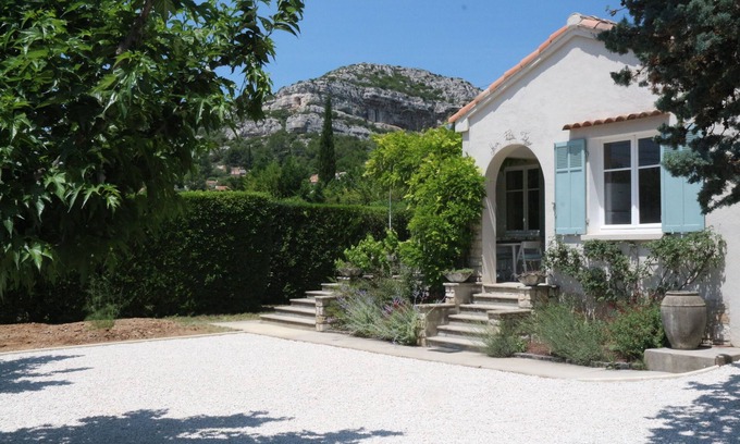 La Bouilladisse Casa | Holiday Home in Provence Near Pagnol’s Hills