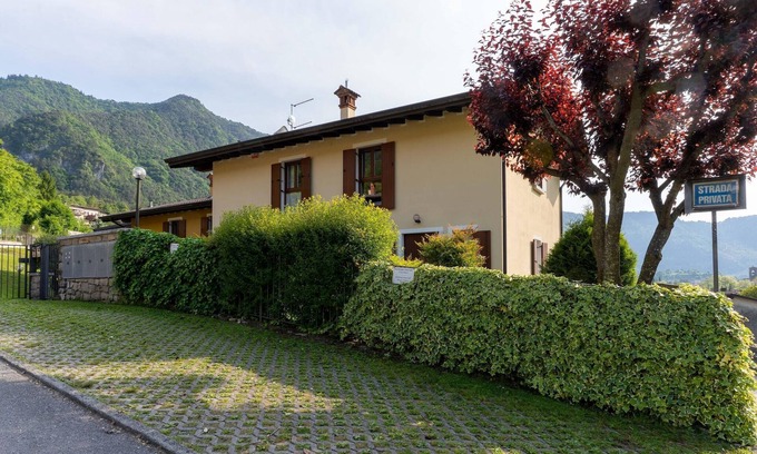 Crone Casa | Casa en Idro cerca de colinas pintorescas