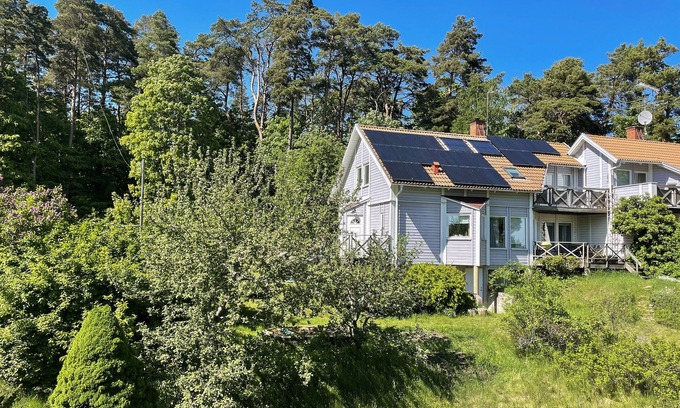 Jarna Chalet De Esquí | Holiday Home in Järna with fantastic views | SE13011