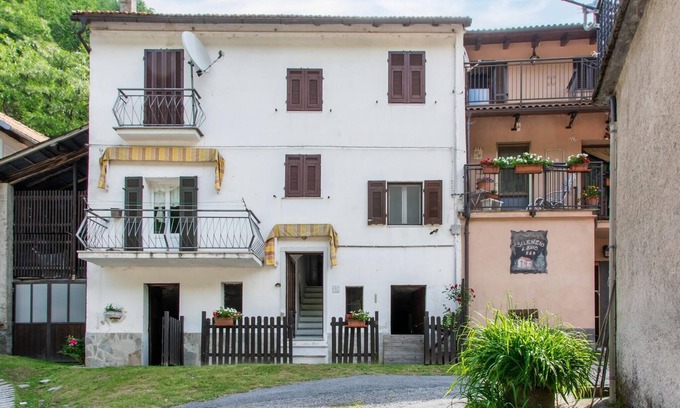 Calizzano Casa | Casa en Liguria cerca del Bosque Barbottina