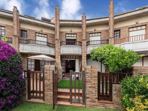 Loredo Casa | Holiday Home in Loredo near Surf Beach