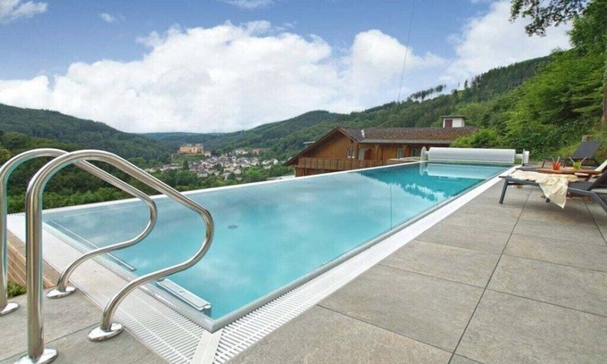 Malberg Casa | Holiday home in Malberg with swimming pool