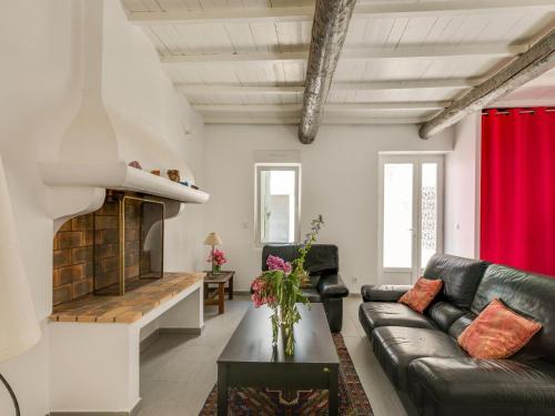 Montouliers Casa | Holiday Home in Montouliers near Nature Reserve