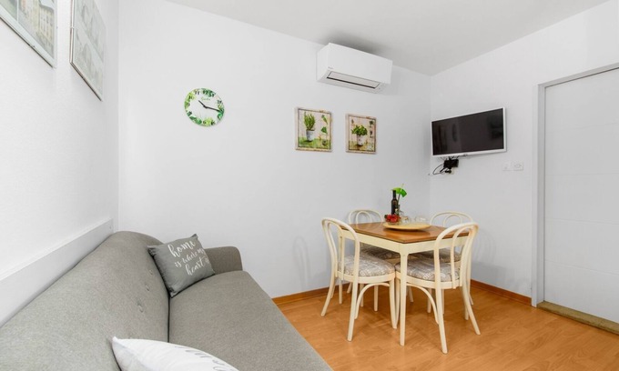Kukci Casa | Casa de vacaciones en Poreč con Terraza, Acondicionador, WIFI, Lavadora (4928-11)